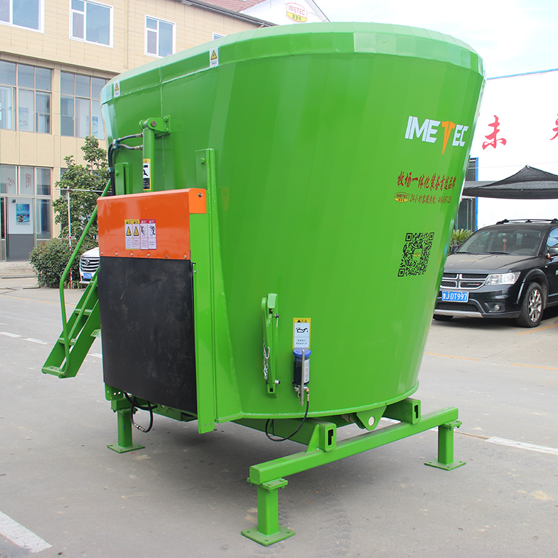 6m³ Vertical Feed Mixer 