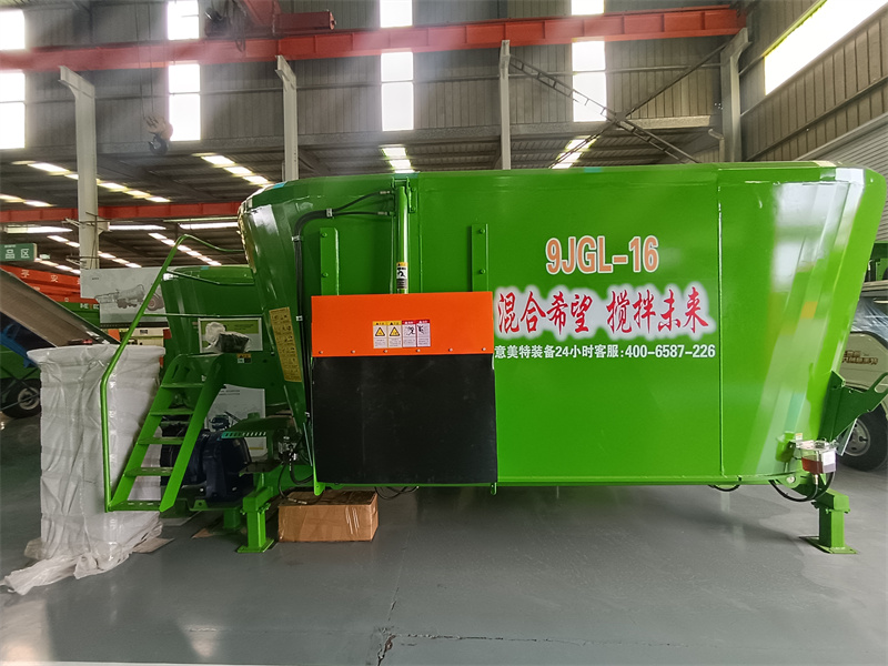 Vertical Cattle Feed Mixer Wagons